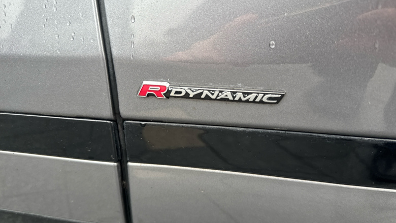 Land Rover Range Rover Velar 2.0 D200 R-Dynamic SE 5dr Auto Diesel Estate